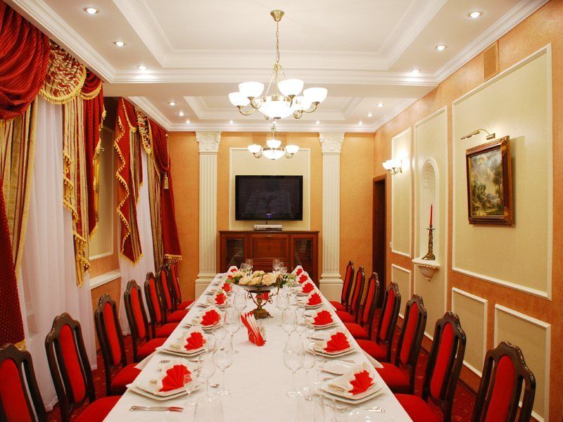 Salute Hotel Kyiv Exterior foto